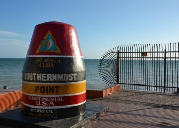 🐚 Dreaming of Key West: The Perfect First-Time Itinerary at the End of the Road